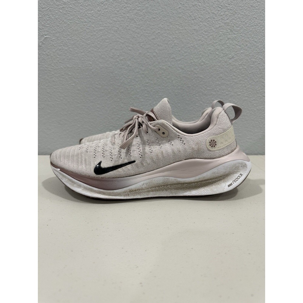 Nike Women's Cream Running Shoes